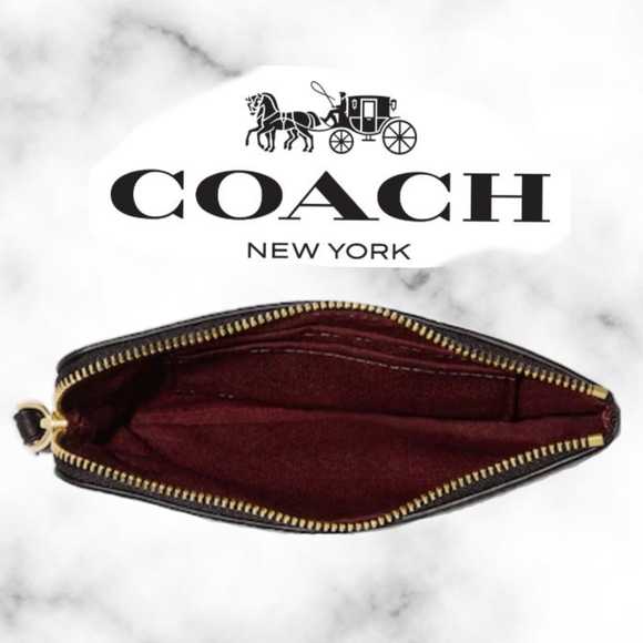 Coach Corner Zip Wristlet With Capricorn Sign! - Picture 2 of 6